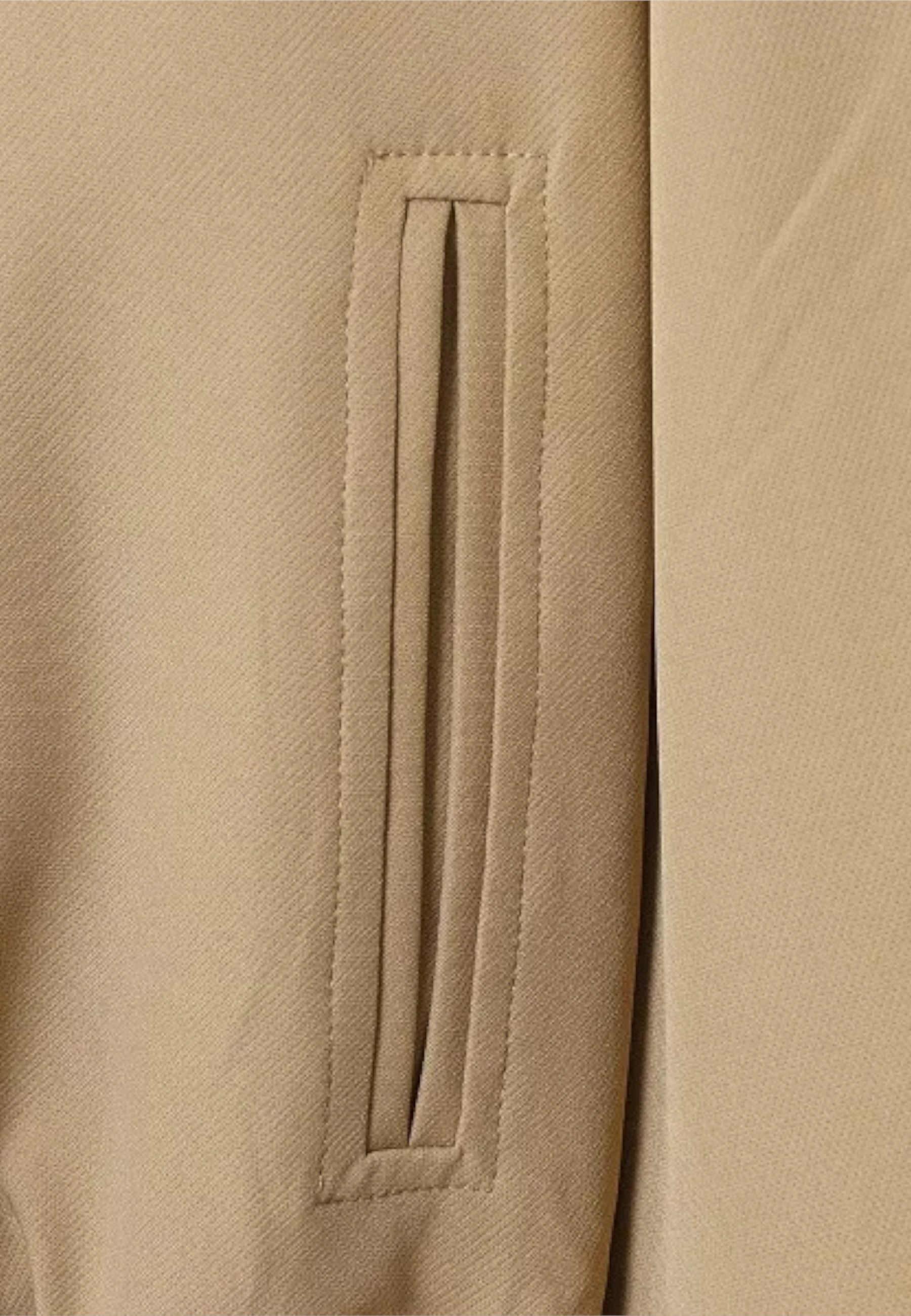 Chaqueta Bomber Corta para Mujer con Cremallera y Cuello de Solapa