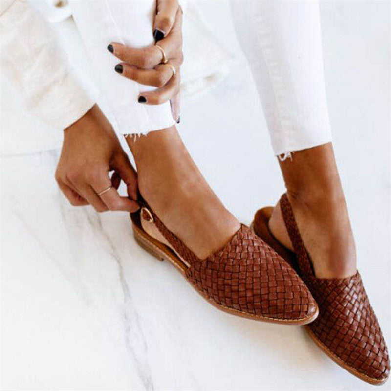 Zapatos Slingback de Piel Gevlochten con Tacón Plano y Tira Trasera para Mujer