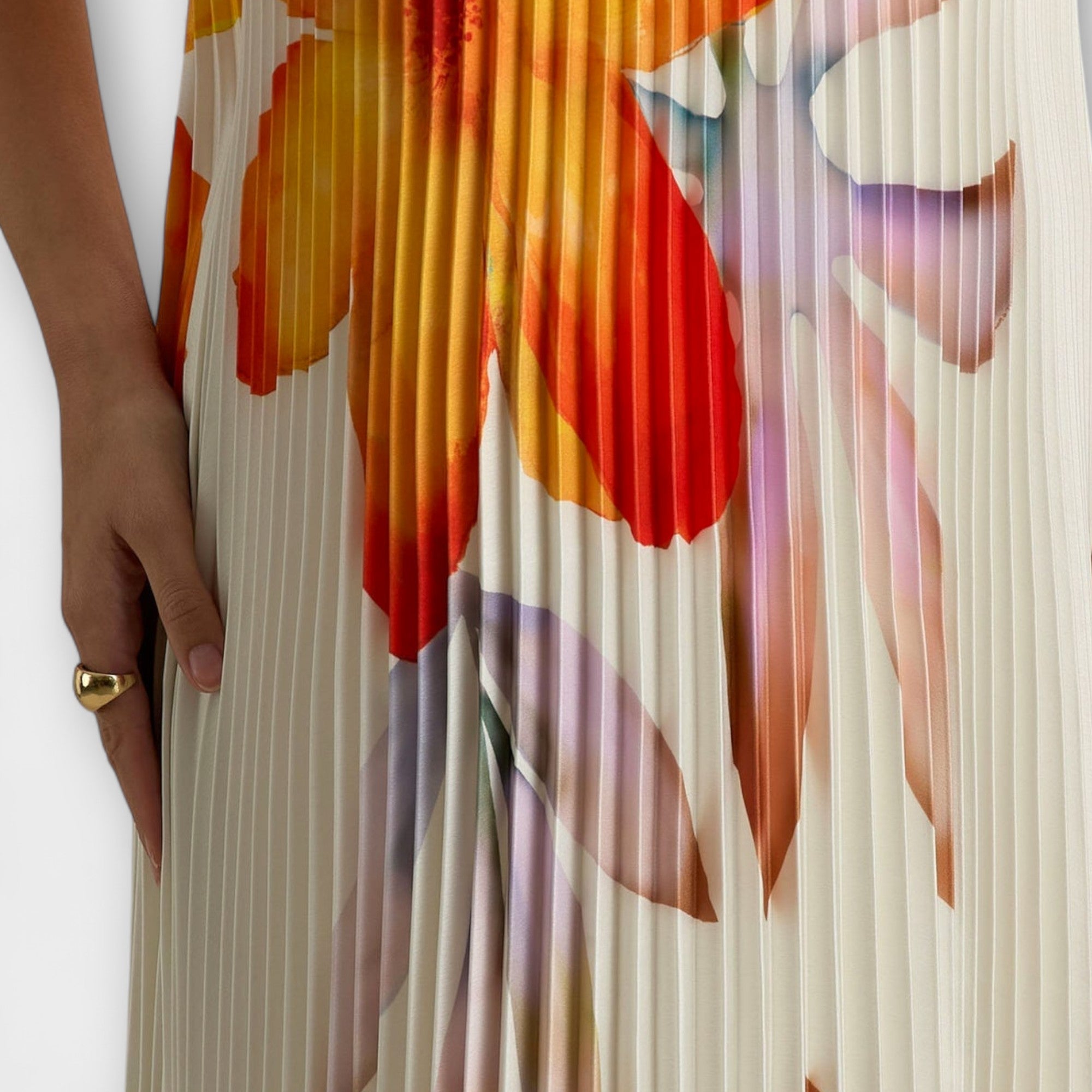 Vestido Largo Palabra de Honor Plisado con Corsé y Estampado de Flores