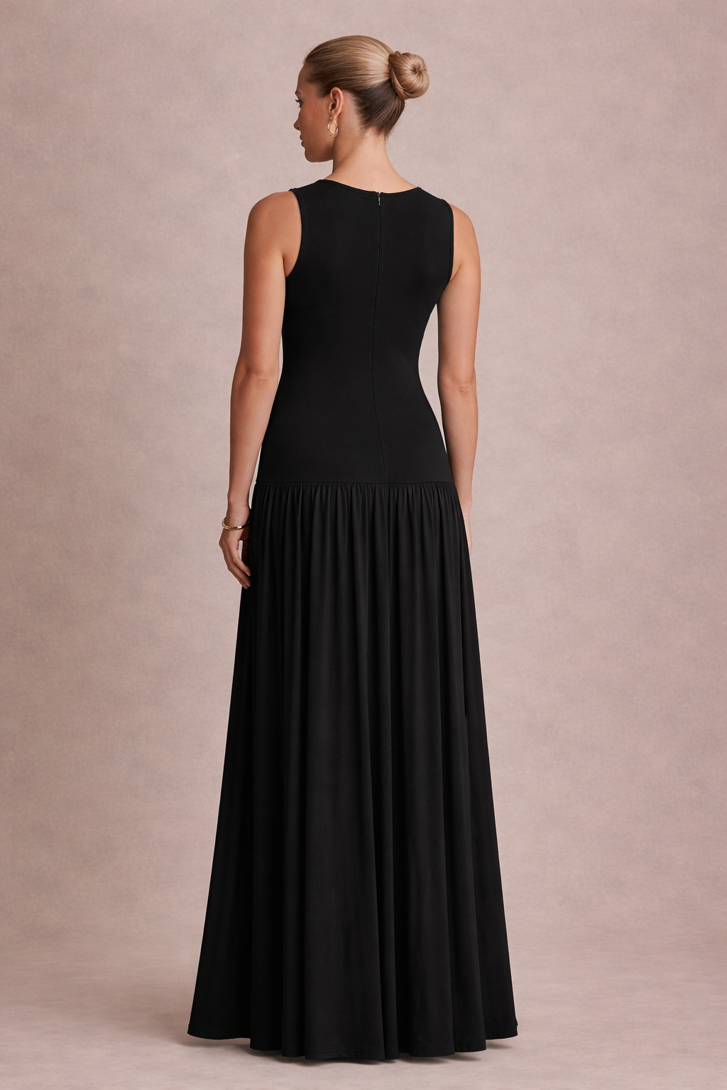 Vestido maternidad largo sin mangas elegante