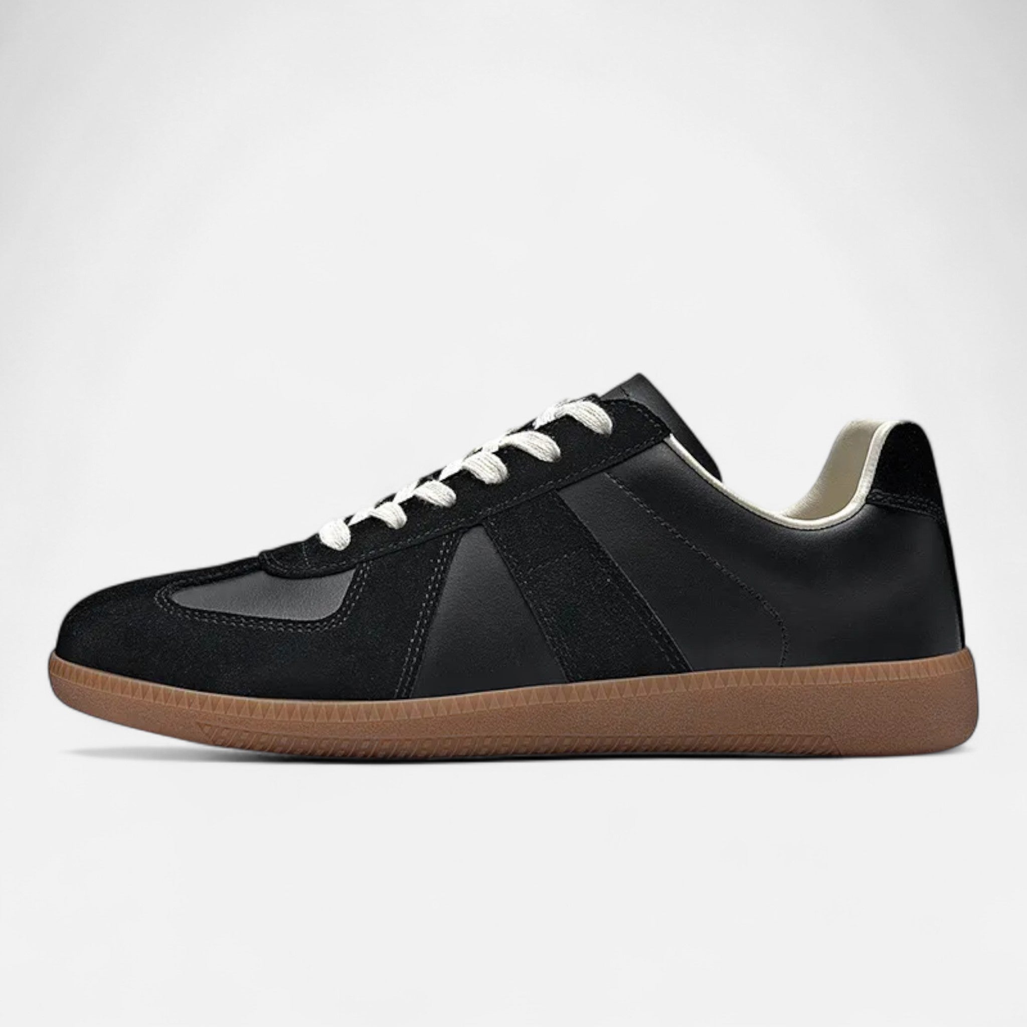 Zapatillas de hombre estilo retro — Calzado informal con suela de goma