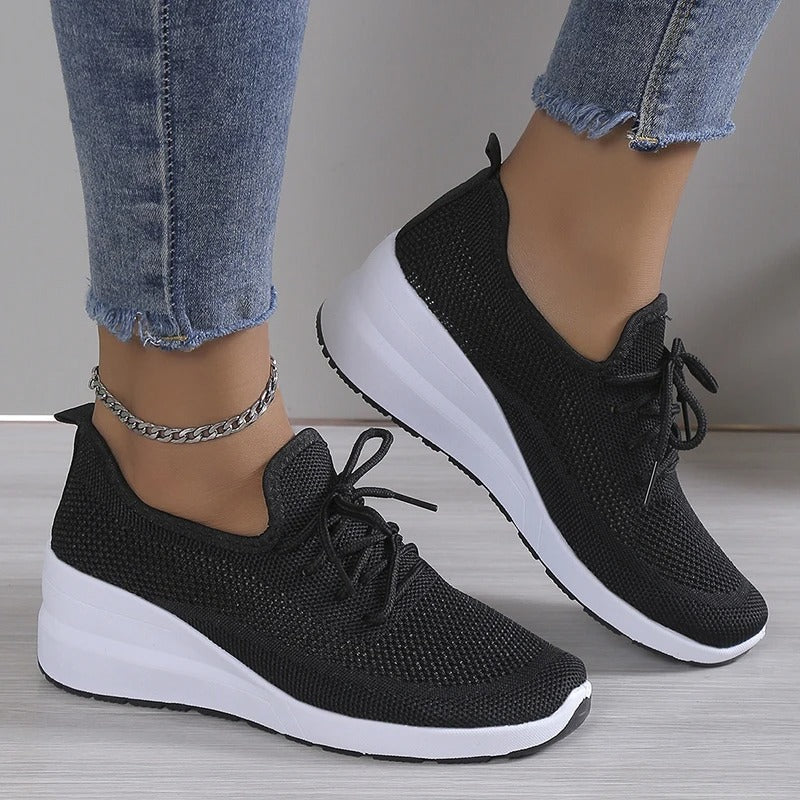 Zapatillas de malla para mujer — Deportivas con plataforma y cuña casual