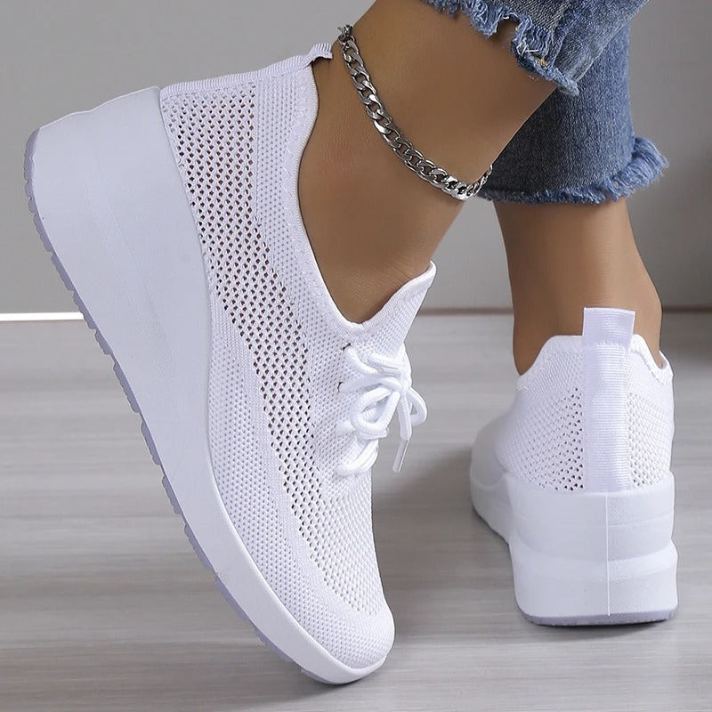 Zapatillas de malla para mujer — Deportivas con plataforma y cuña casual