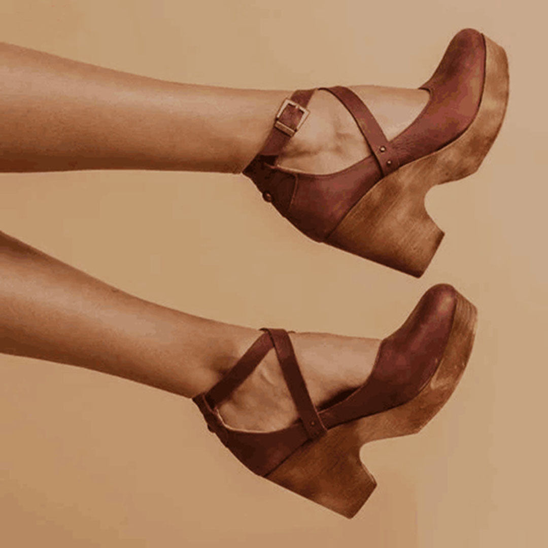 Zapatos de Cuña con Punta Cerrada y Correa Ajustable al Tobillo para Mujer