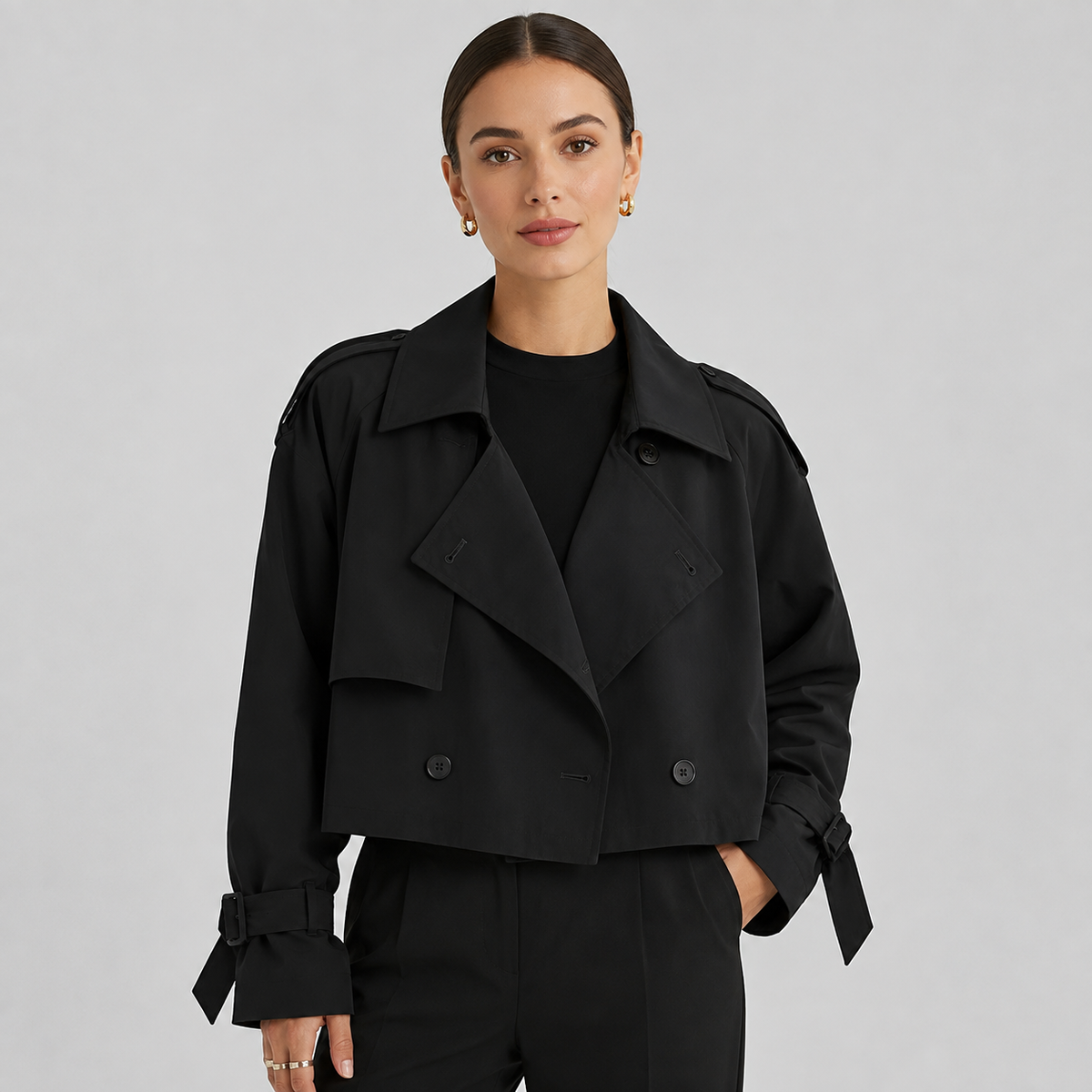 Trench Corto para Mujer con Cierre Cruzado y Solapas Anchas de Corte Oversize