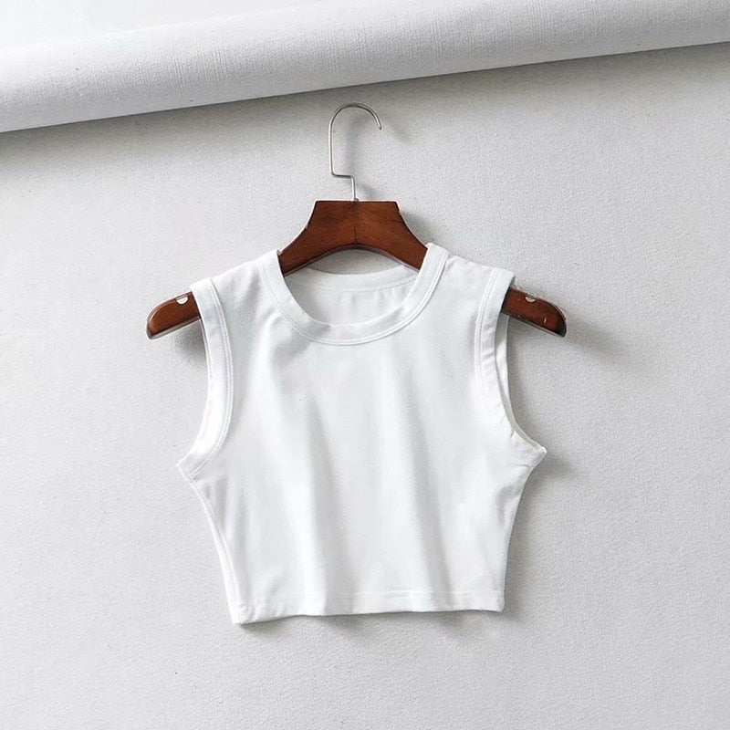 Crop top sin mangas | blusa corta versátil para verano