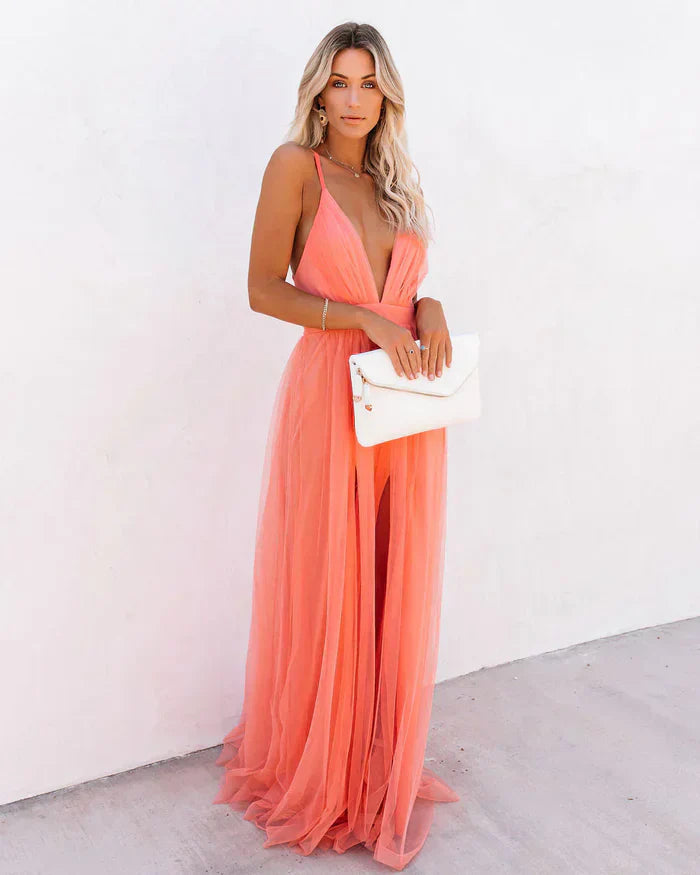 Vestido Largo de Gasa con Escote en V Profundo y Espalda Descubierta con Tirantes