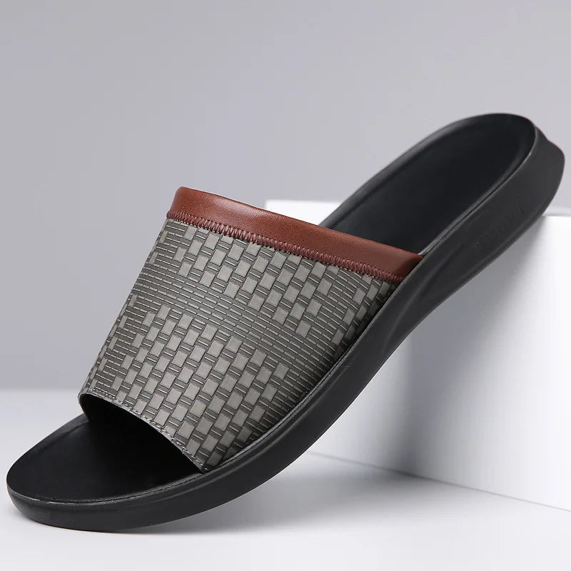 Chanclas de cuero para hombre con plantilla contorneada — diario