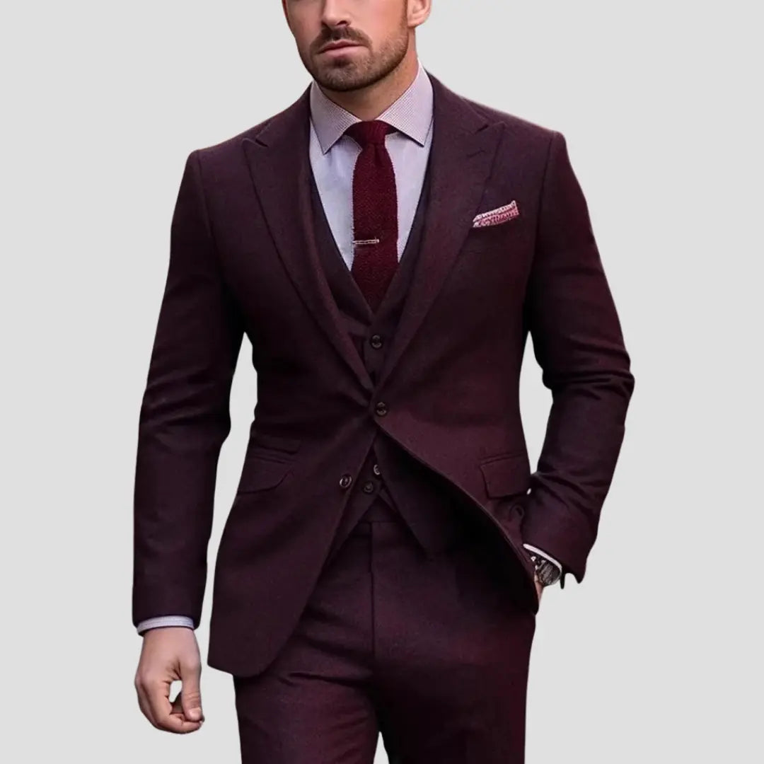 Costum de mire pentru bărbați, trei piese, croială slim fit și rever clasic
