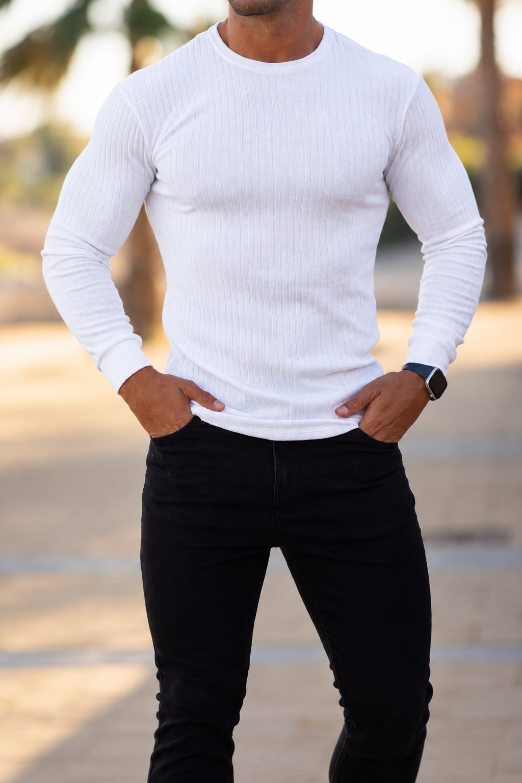 Camiseta deportiva de manga larga para hombre con cuello redondo y corte entallado
