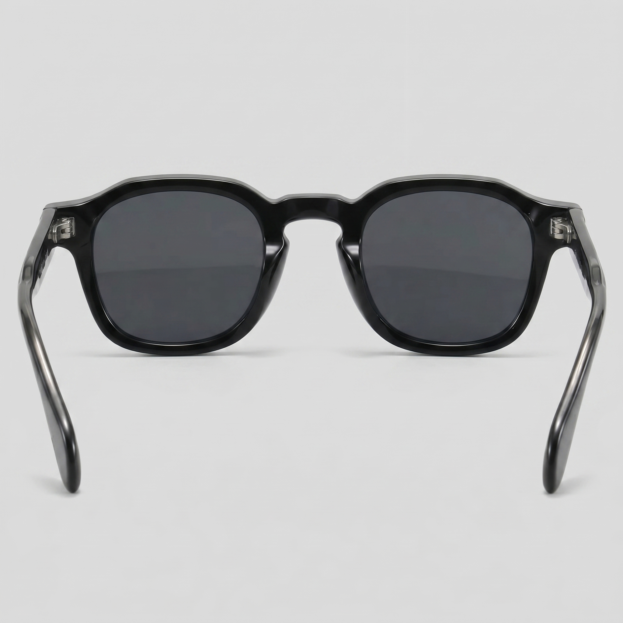 Lunettes de soleil homme | monture carrée usage quotidien