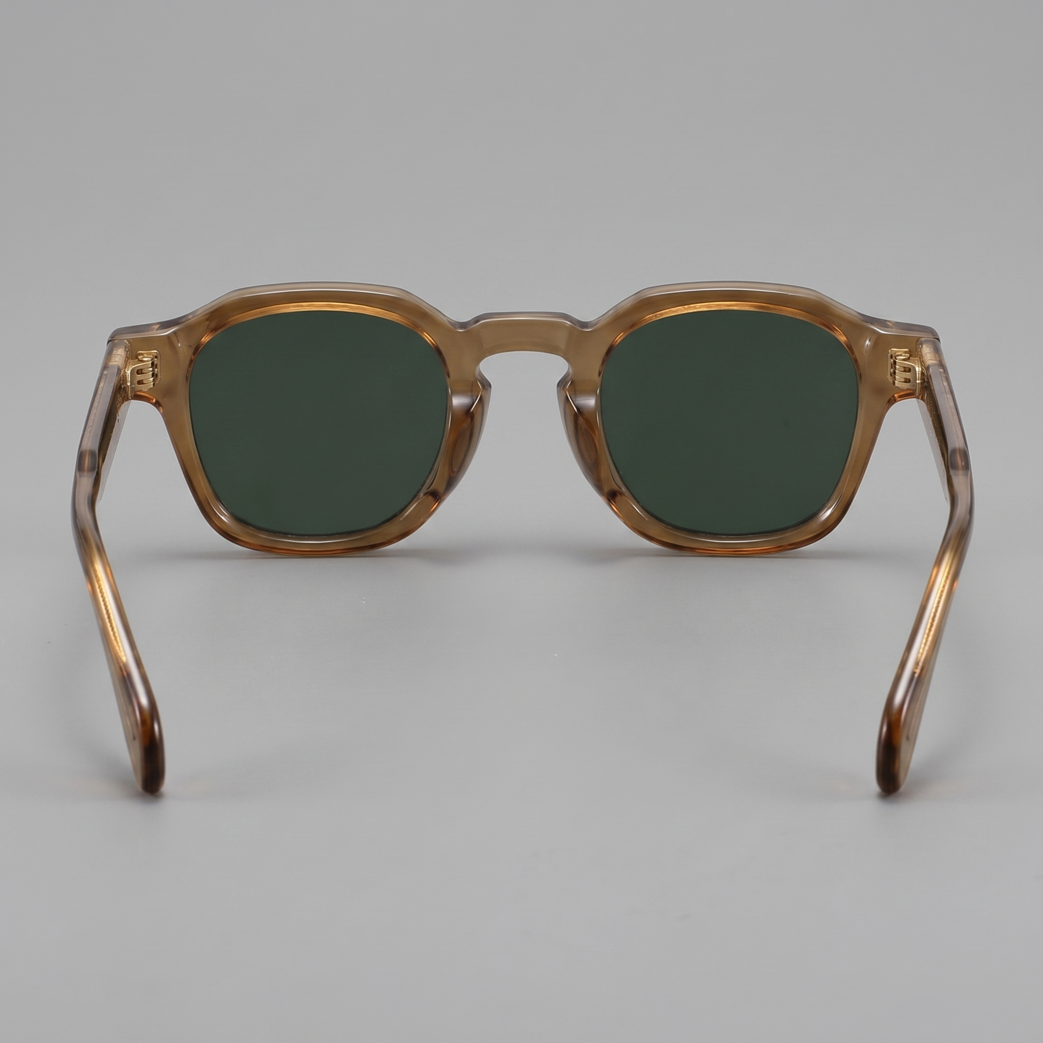Lunettes de soleil homme | monture carrée usage quotidien