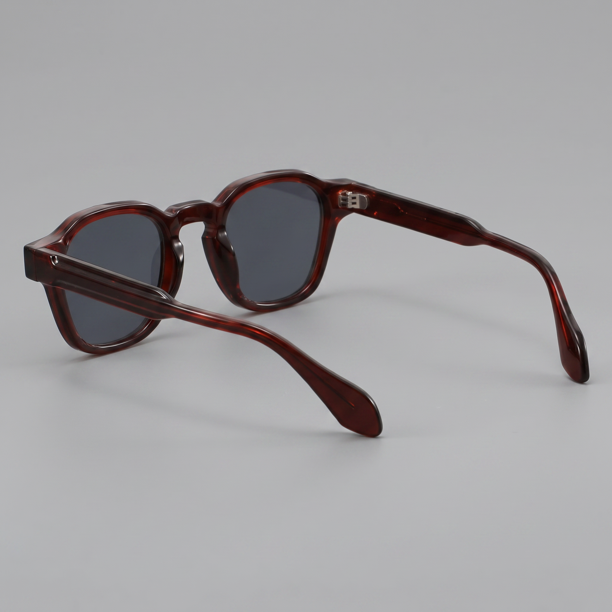 Lunettes de soleil homme | monture carrée usage quotidien