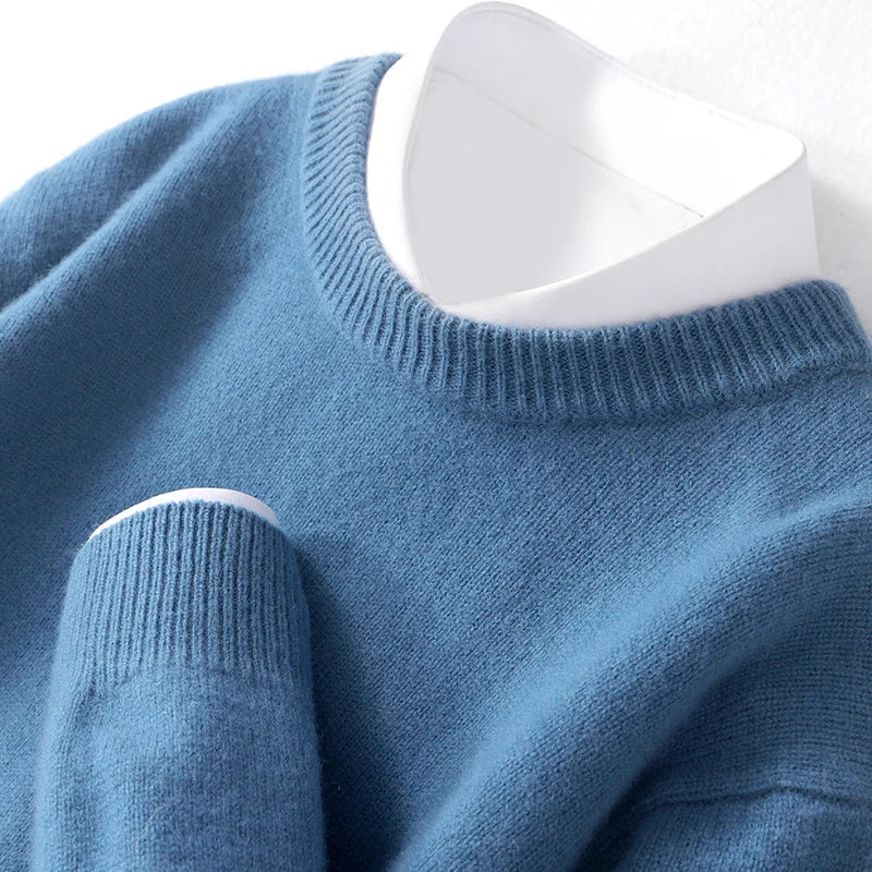 Jersey de Punto Fino para Hombre con Cuello Redondo y Ajuste Regular