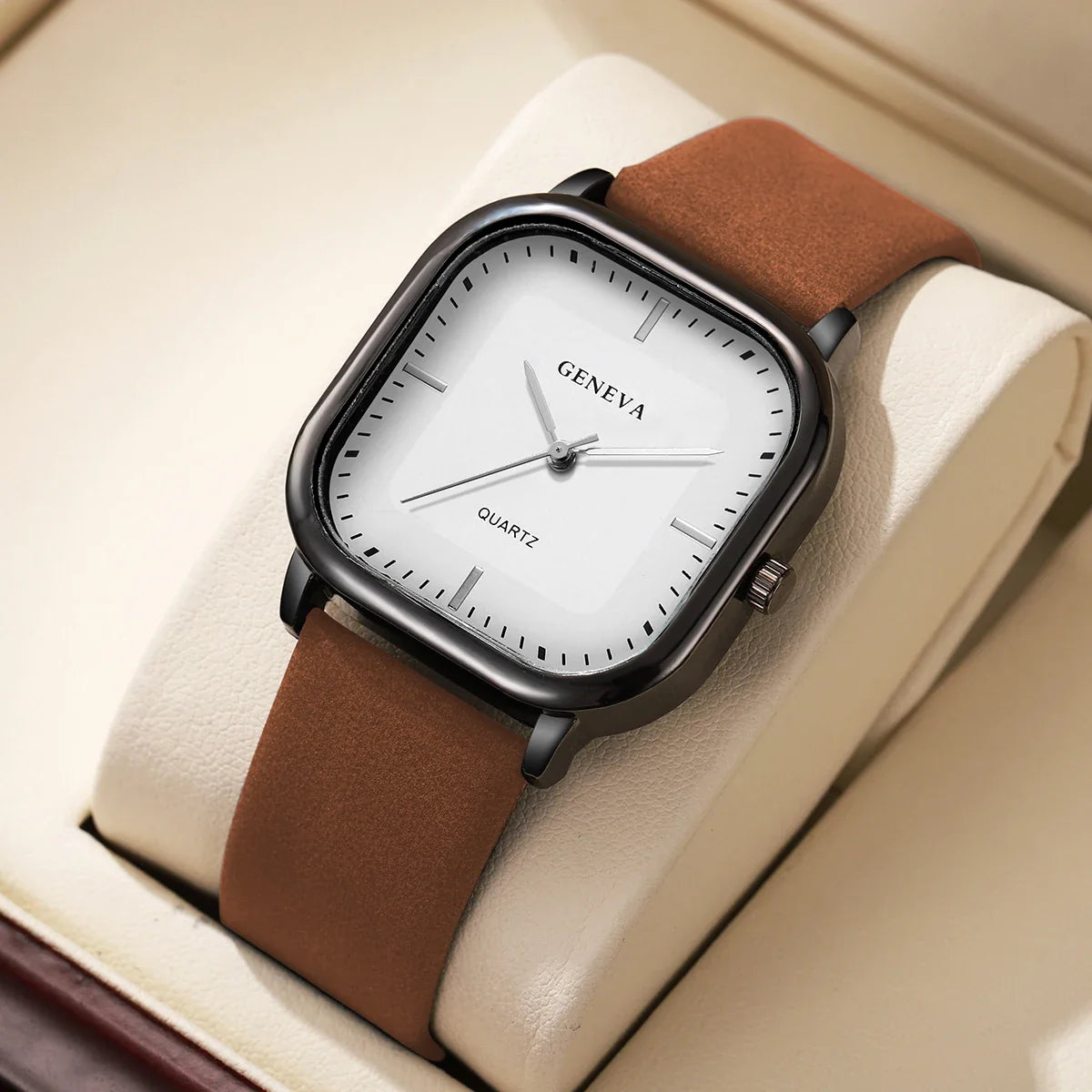 Reloj de Esfera Cuadrada con Correa de Cuero y Movimiento de Cuarzo