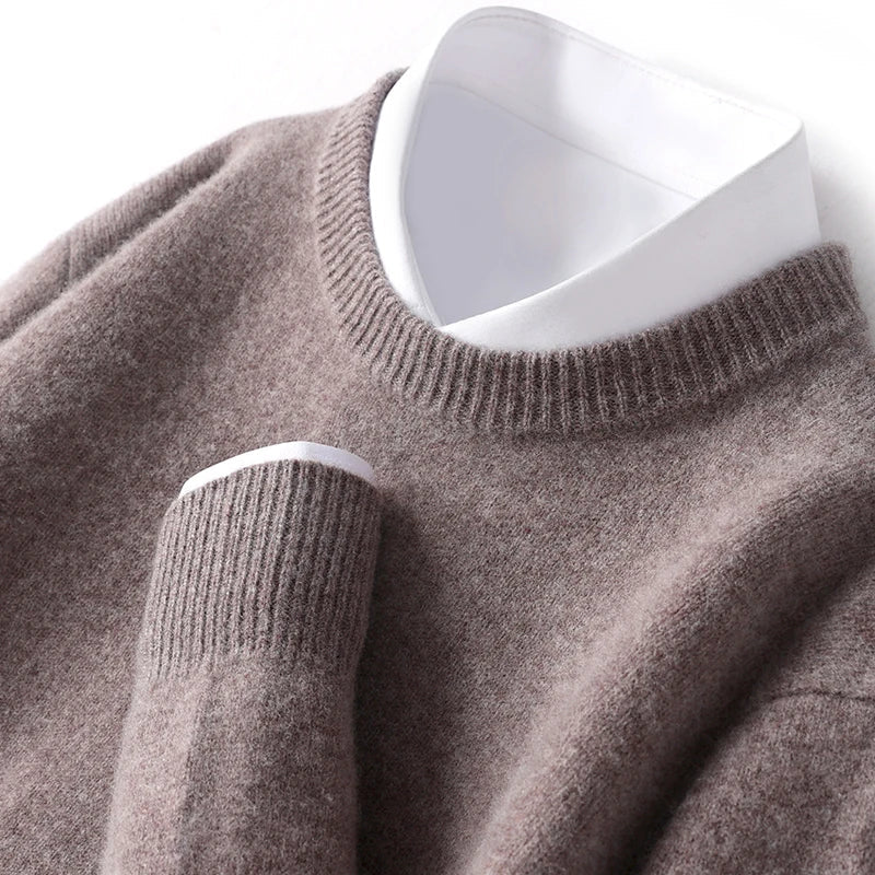 Jersey de Punto Fino para Hombre con Cuello Redondo y Ajuste Regular