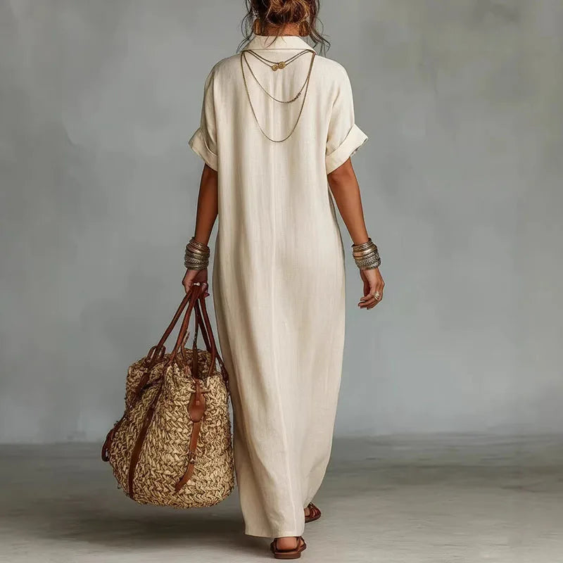 Vestido kimono largo para mujer con escote bordado — playa