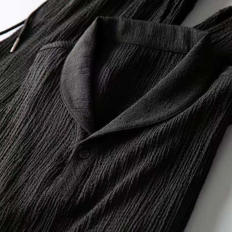 Conjunto Casual de Hombre con Camiseta de Cuello en V y Pantalón de Cintura Elástica