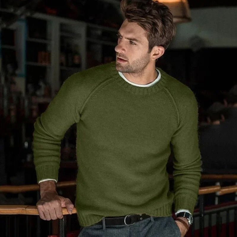 Suéter de Hombre con Cuello Redondo y Tejido Suave de Corte Moderno