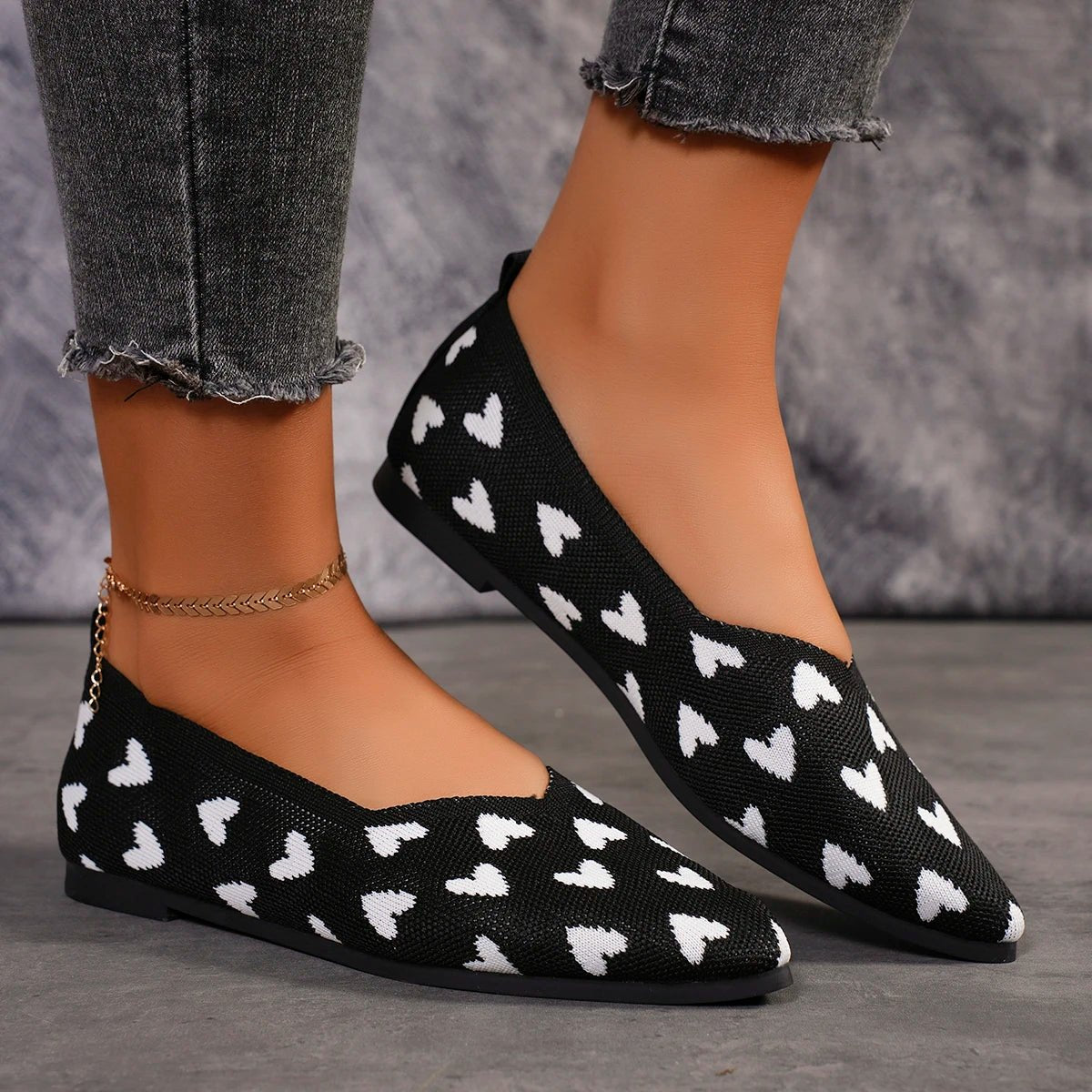 Bailarinas de Mujer con Punta Estrecha y Estampado de Corazones