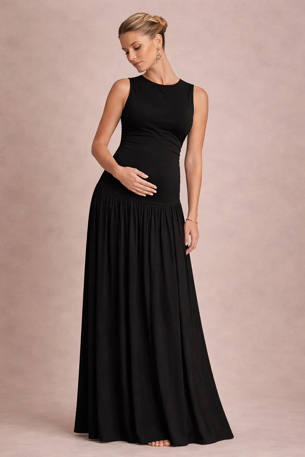 Vestido maternidad largo sin mangas elegante