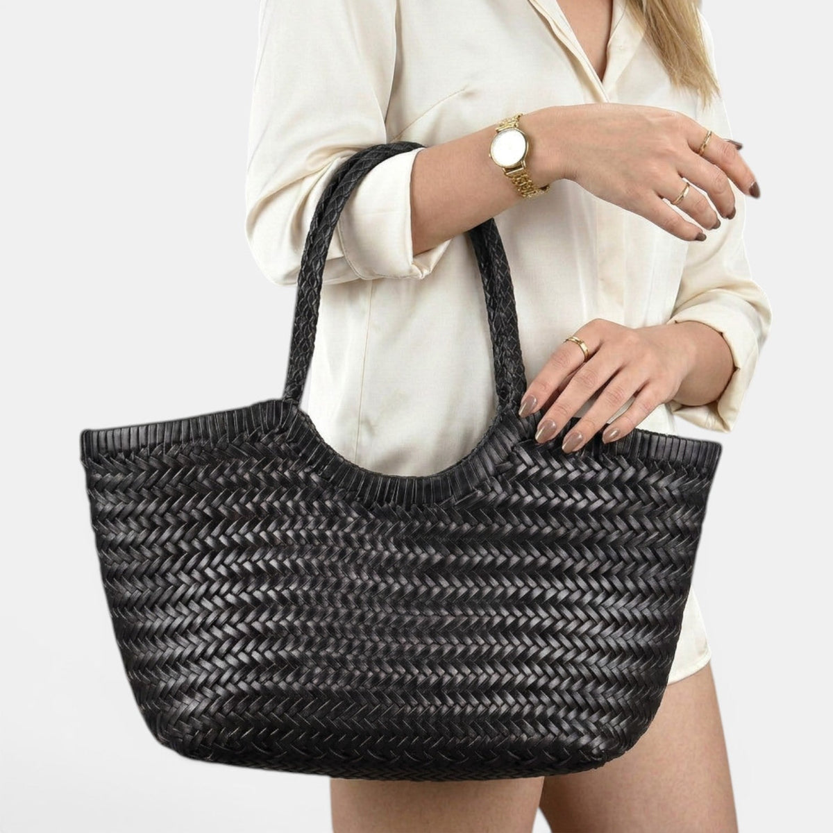 Bolso Shopper de Mujer de Cuero con Diseño Tejido y Acabado Artesanal