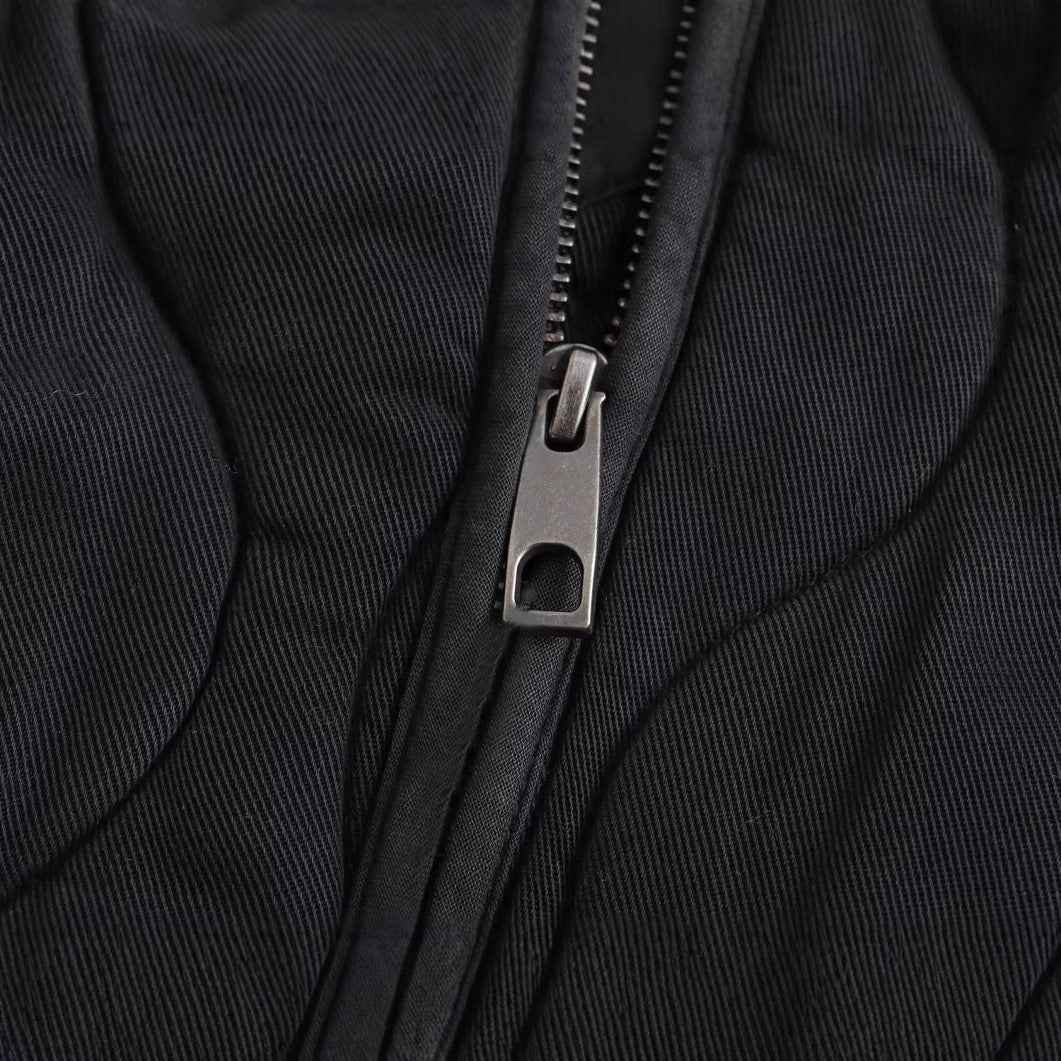 Chaqueta Acolchada para Mujer con Corte Entallado y Botonadura Oculta