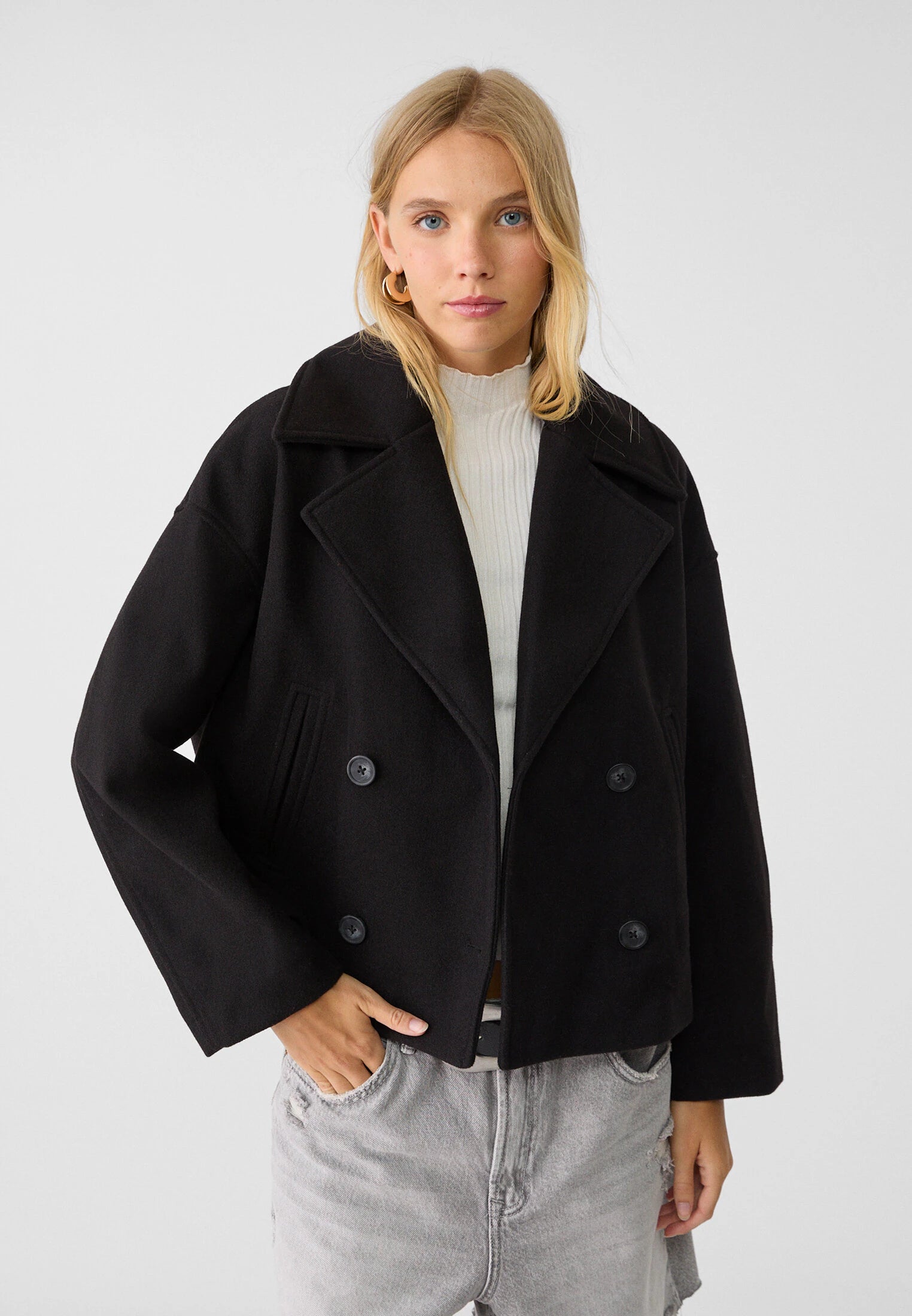 Chaqueta corta de lana para mujer cruzada con cuello de solapa y doble botonadura