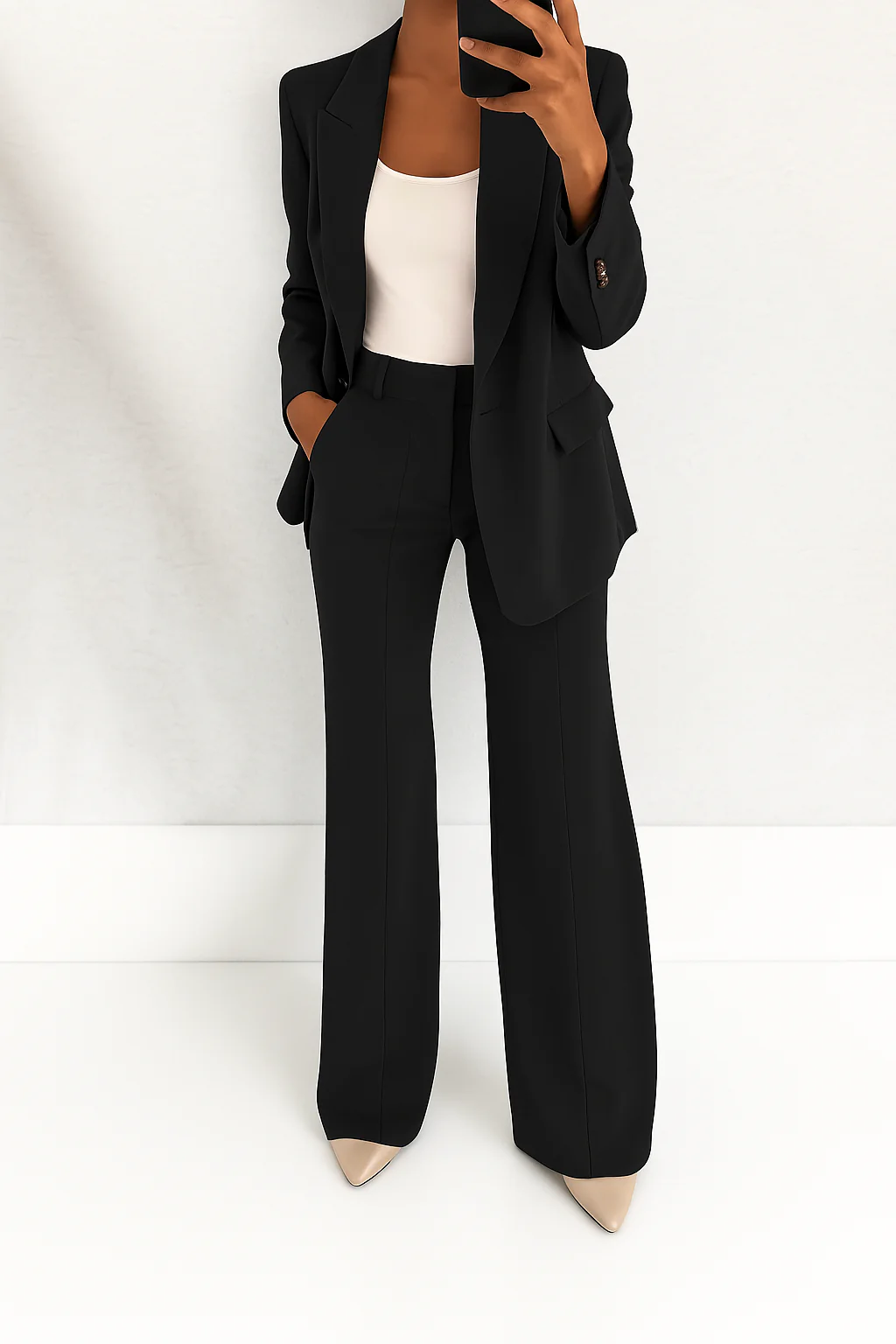 Conjunto de Mujer de Blazer y Pantalón con Corte Moderno para Oficina