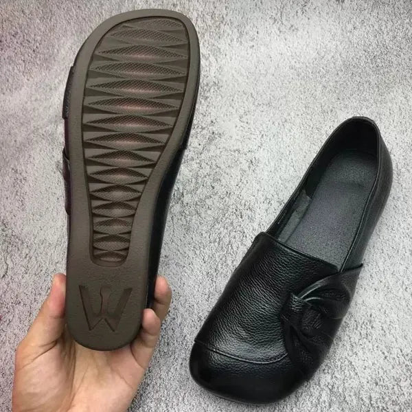 Mocasines planos de cuero suave con suela flexible y antideslizante para mujer