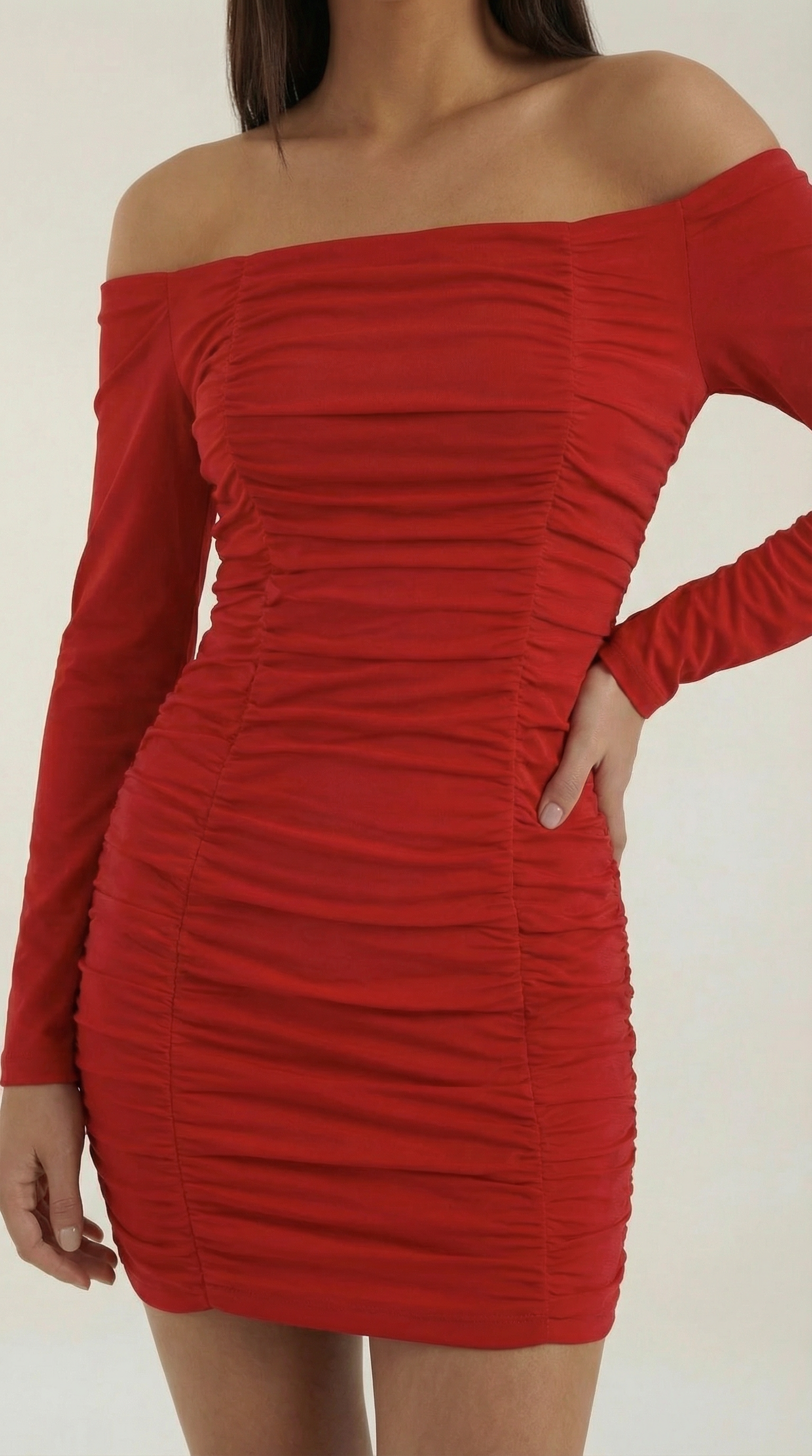 Vestido Ajustado de Hombros Descubiertos con Manga Larga y Plisado para Mujer
