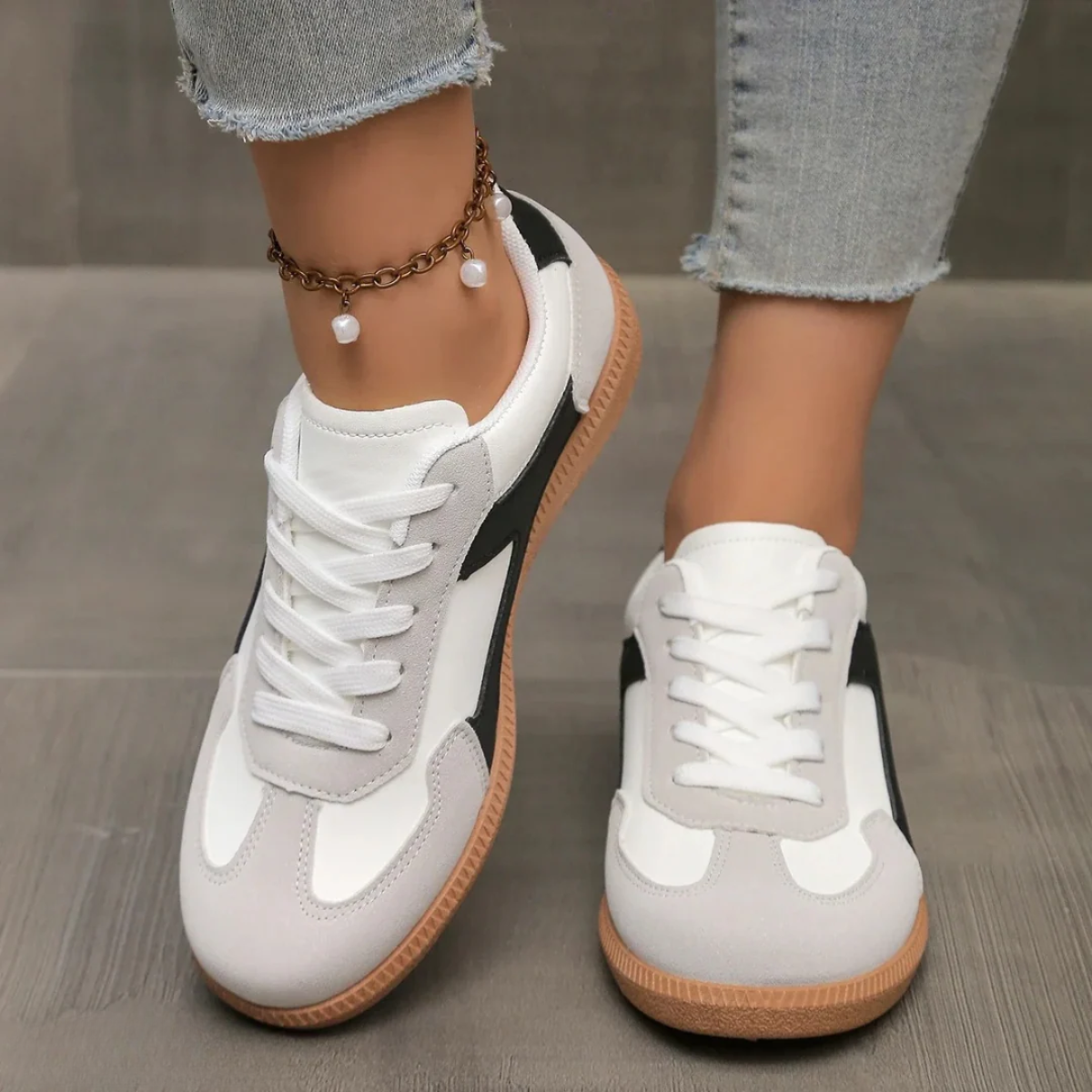 Zapatillas de deporte para mujer - diseño de paneles con cordones - paseos