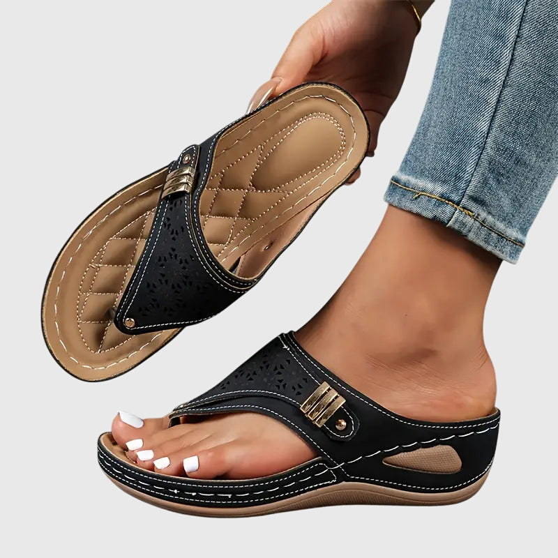 Sandalias de Dedo para Mujer Chanclas con Cuña y Detalles Perforados