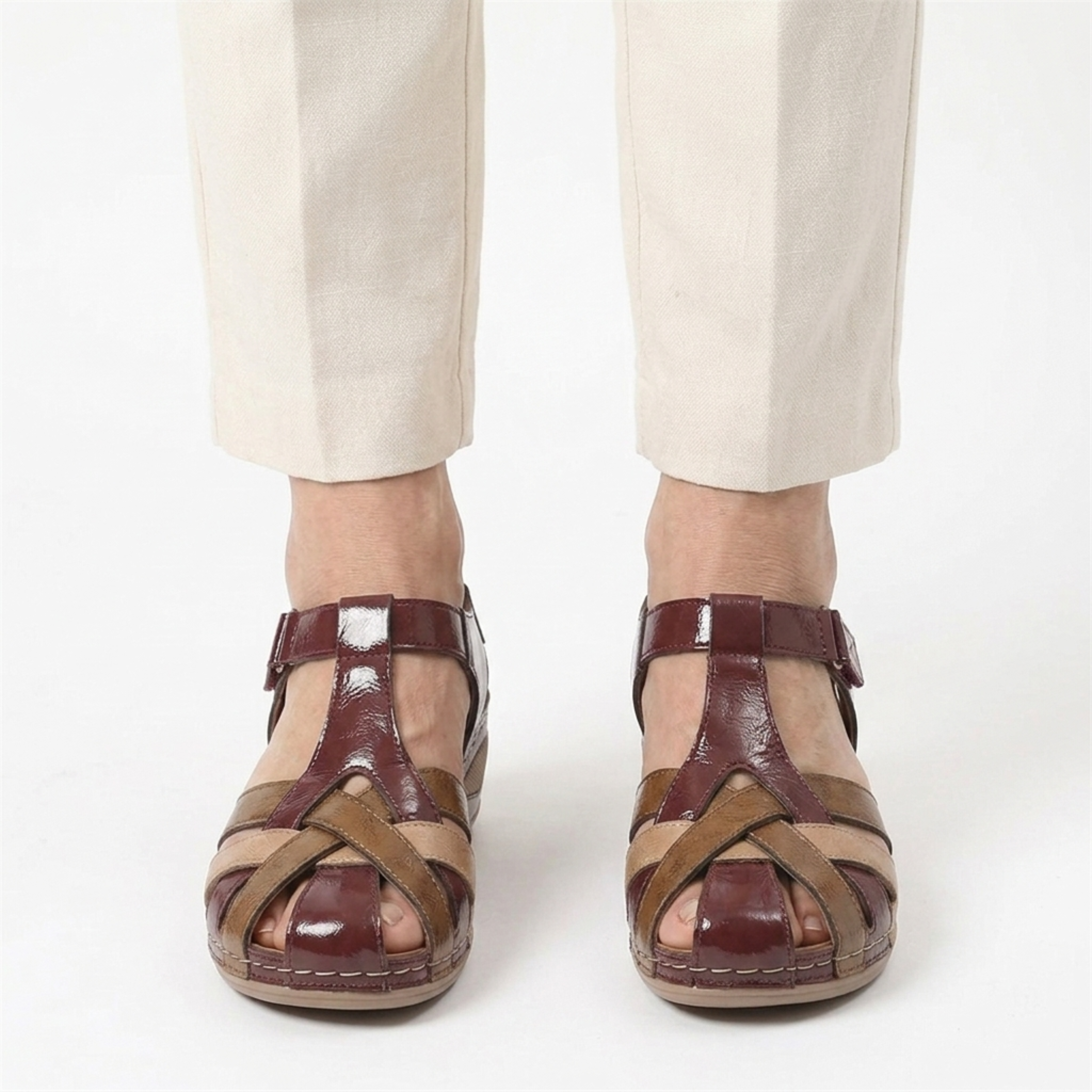 Sandalias cuero mujer — tiras entrelazadas para uso diario