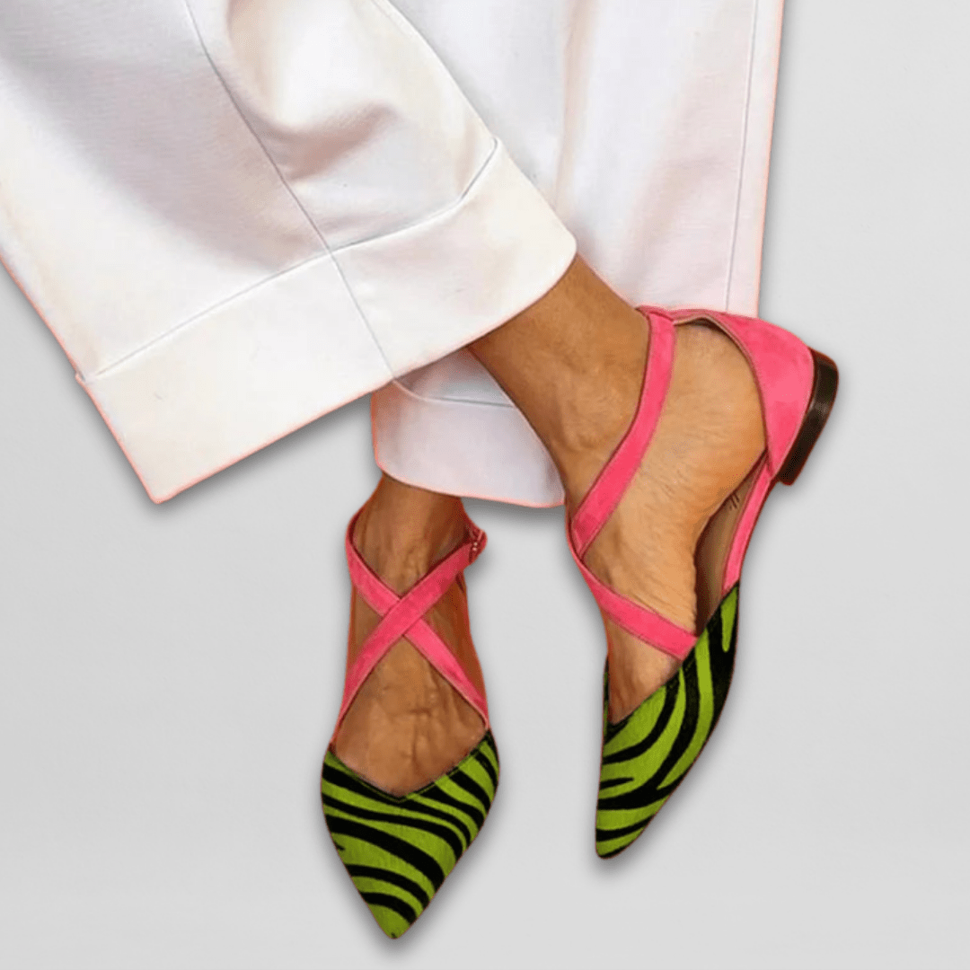 Zapatos Planos en Punta con Correas Cruzadas al Tobillo de Cuero Vegano