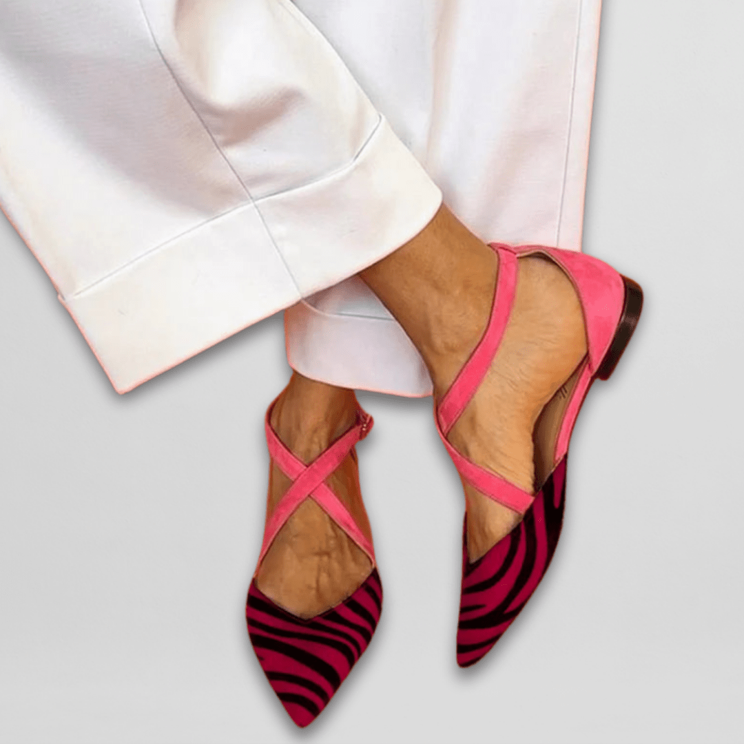 Zapatos Planos en Punta con Correas Cruzadas al Tobillo de Cuero Vegano