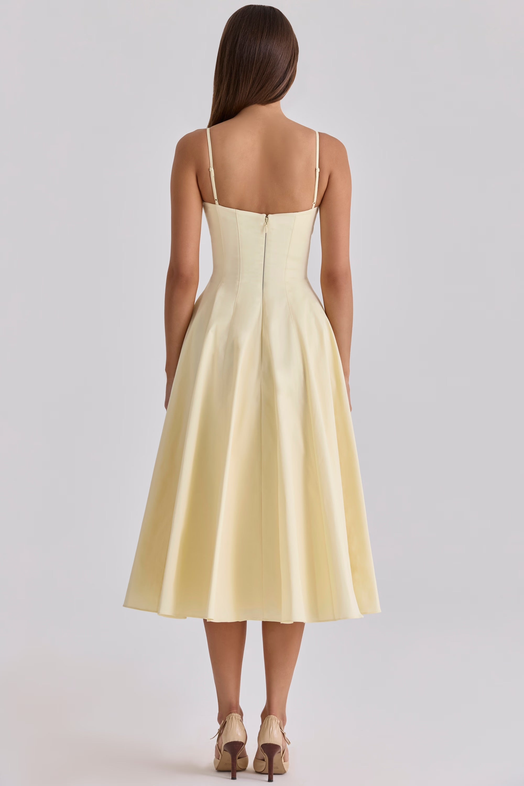 Vestido midi de algodão — alças ajustáveis e bolsos laterais
