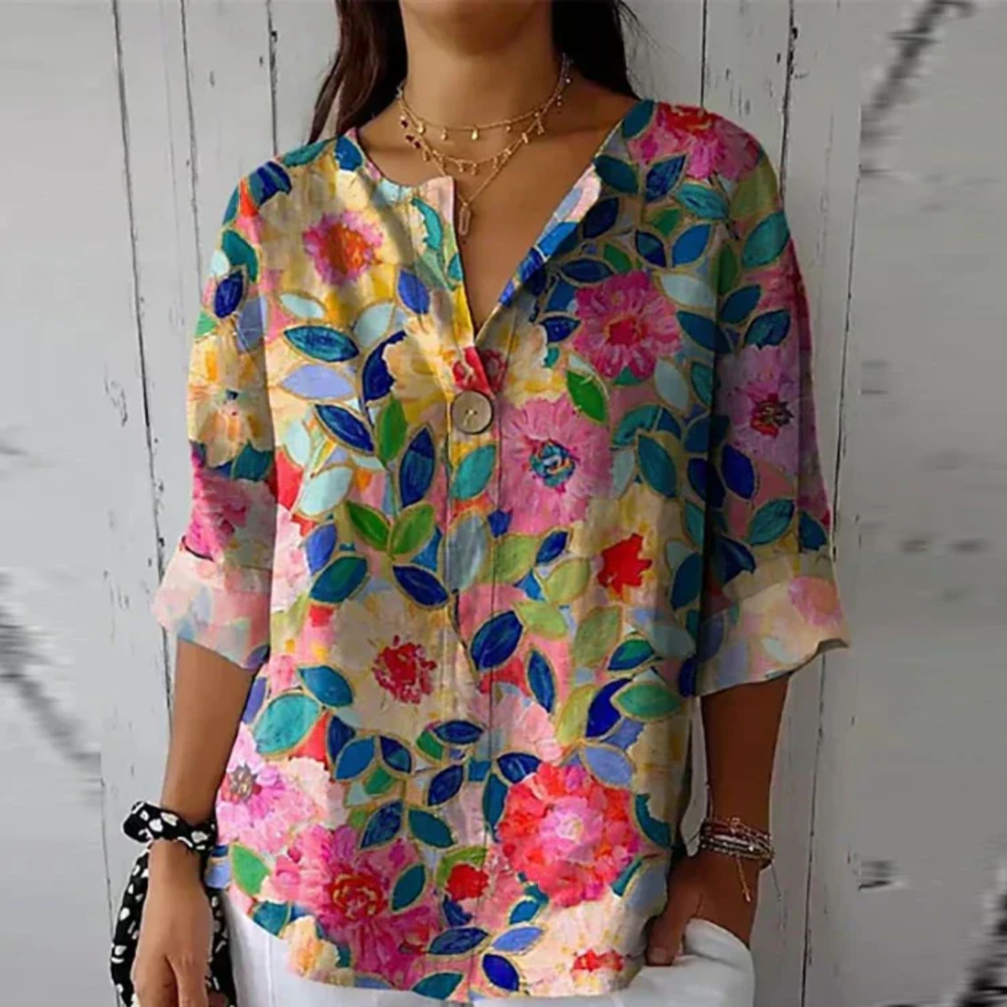 Blusa floral mujer — manga 3/4 con botones — uso diario