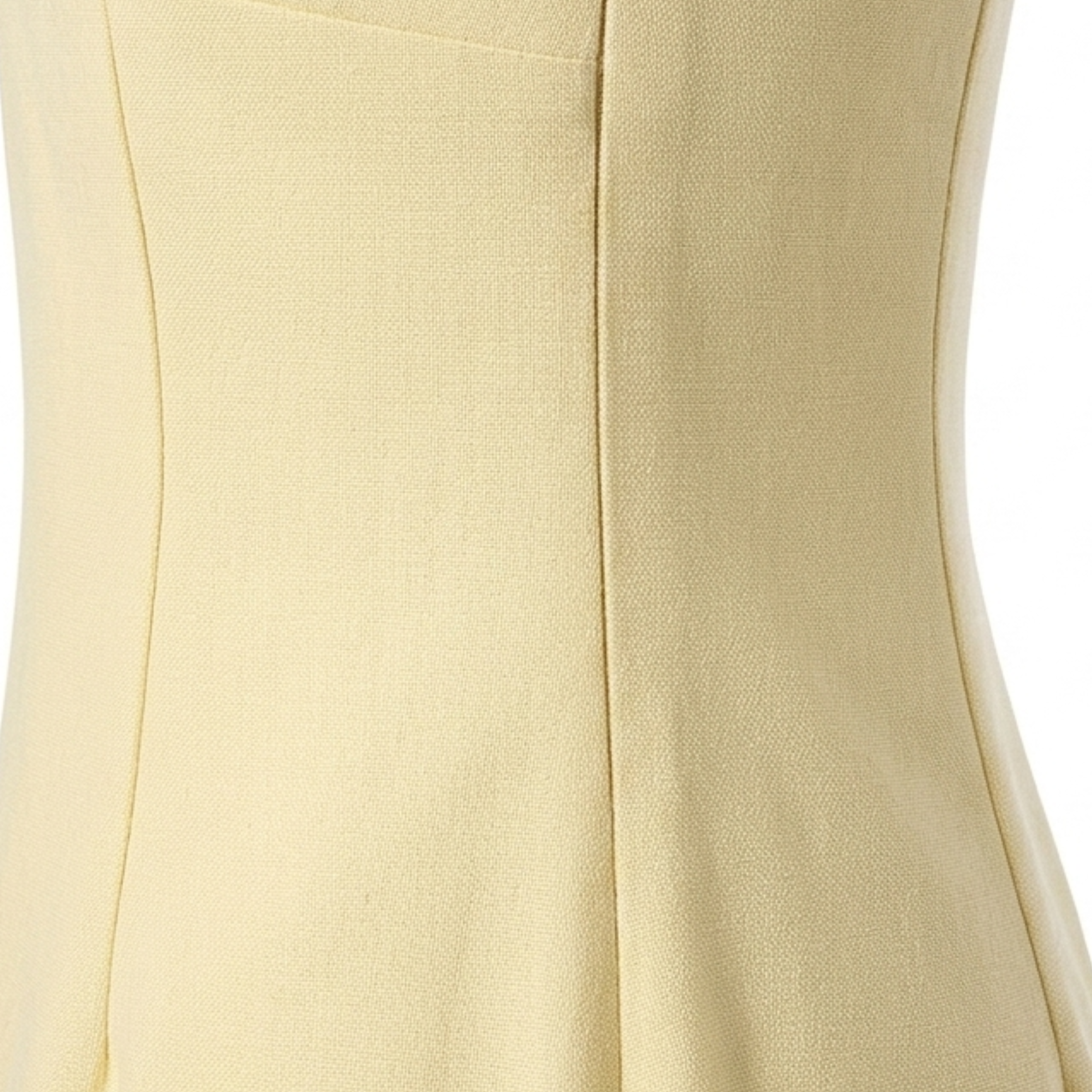 Vestido largo cuello halter — diseño ajustado para eventos