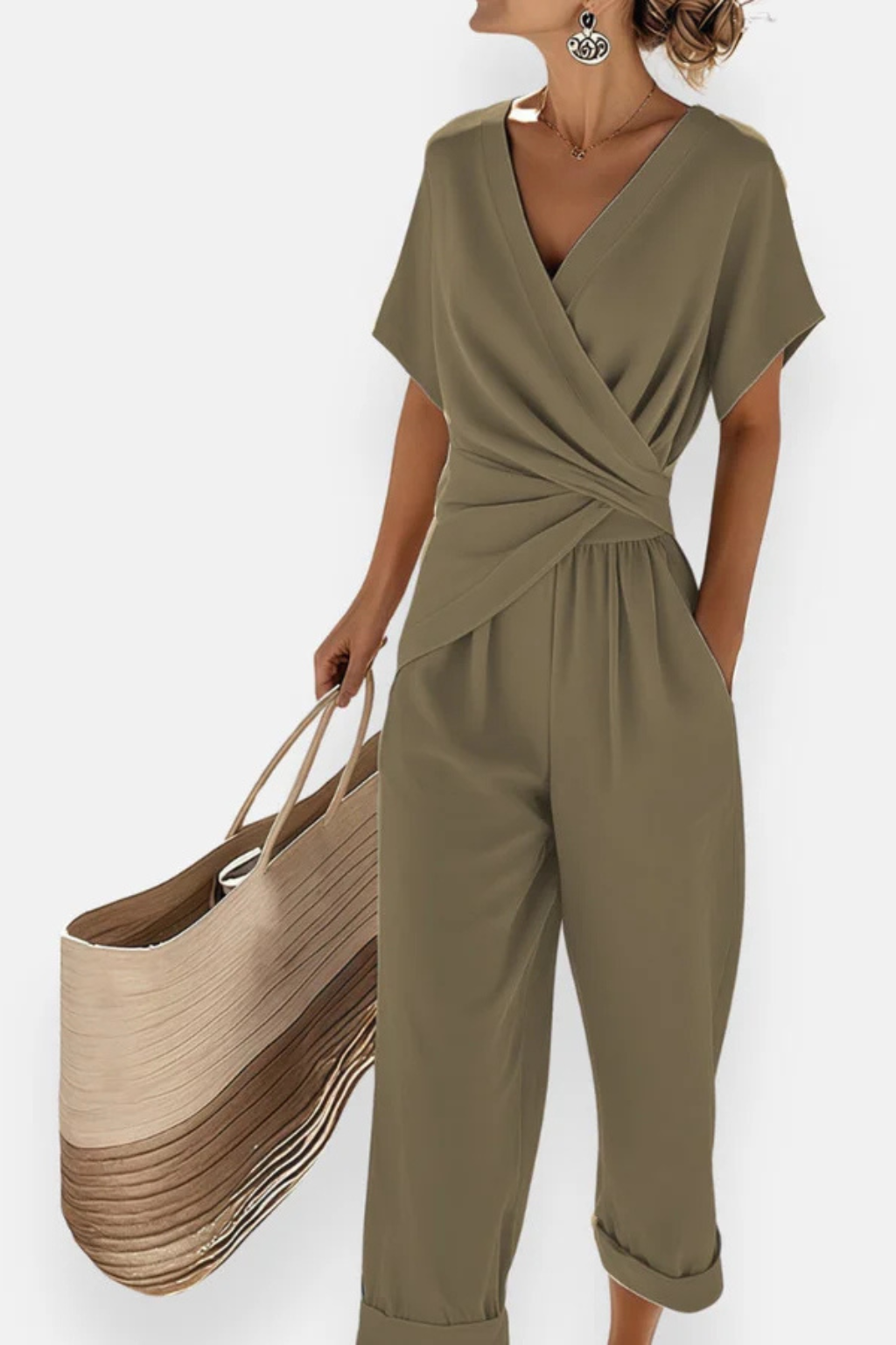 Combinaison longue femme avec devant croisé, manches courtes et pantalon court avec poches