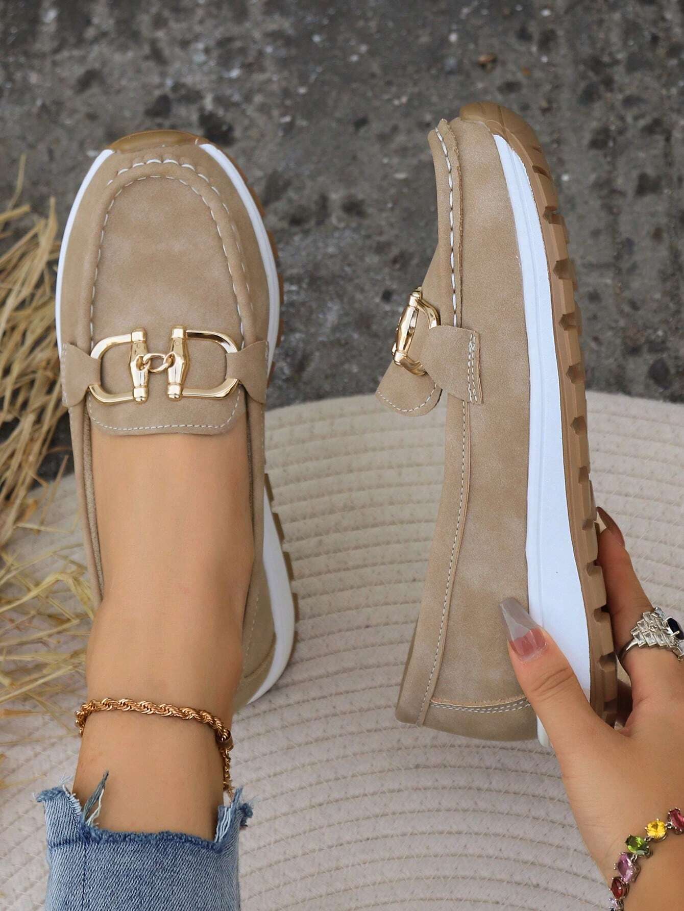 Mocasines para mujer — Zapatos planos con hebilla de eslabones para oficina
