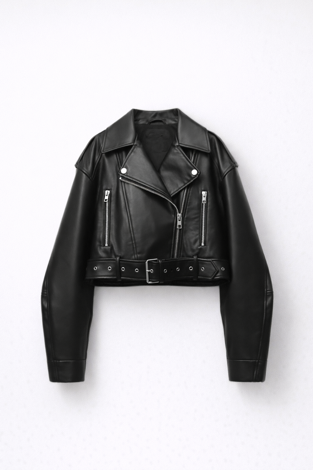 Chaqueta Biker Corta de Efecto Cuero con Cremallera Asimétrica y Cinturón para Mujer