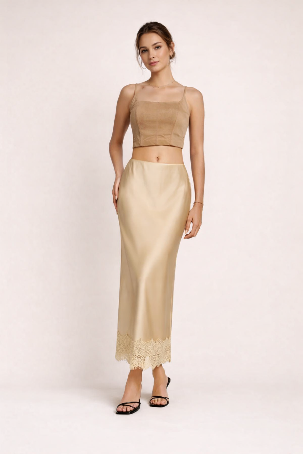 Falda maxi para mujer con detalle de encaje y corte recto — soiree