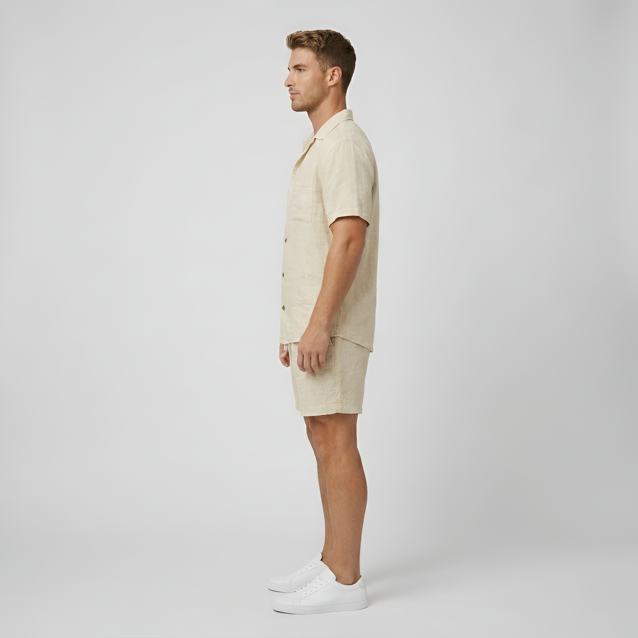 Conjunto Masculino de Lino con Camisa de Botones y Pantalones Cortos Tipo Bermuda