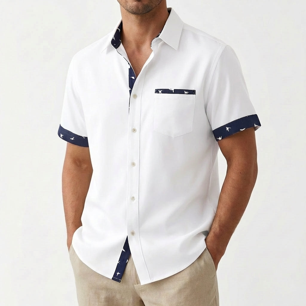 Camisa de Manga Corta para Hombre con Cuello de Solapa y Bordes Estampados