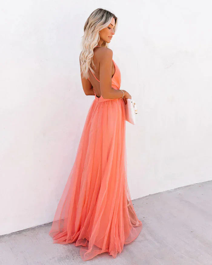 Vestido Largo de Gasa con Escote en V Profundo y Espalda Descubierta con Tirantes