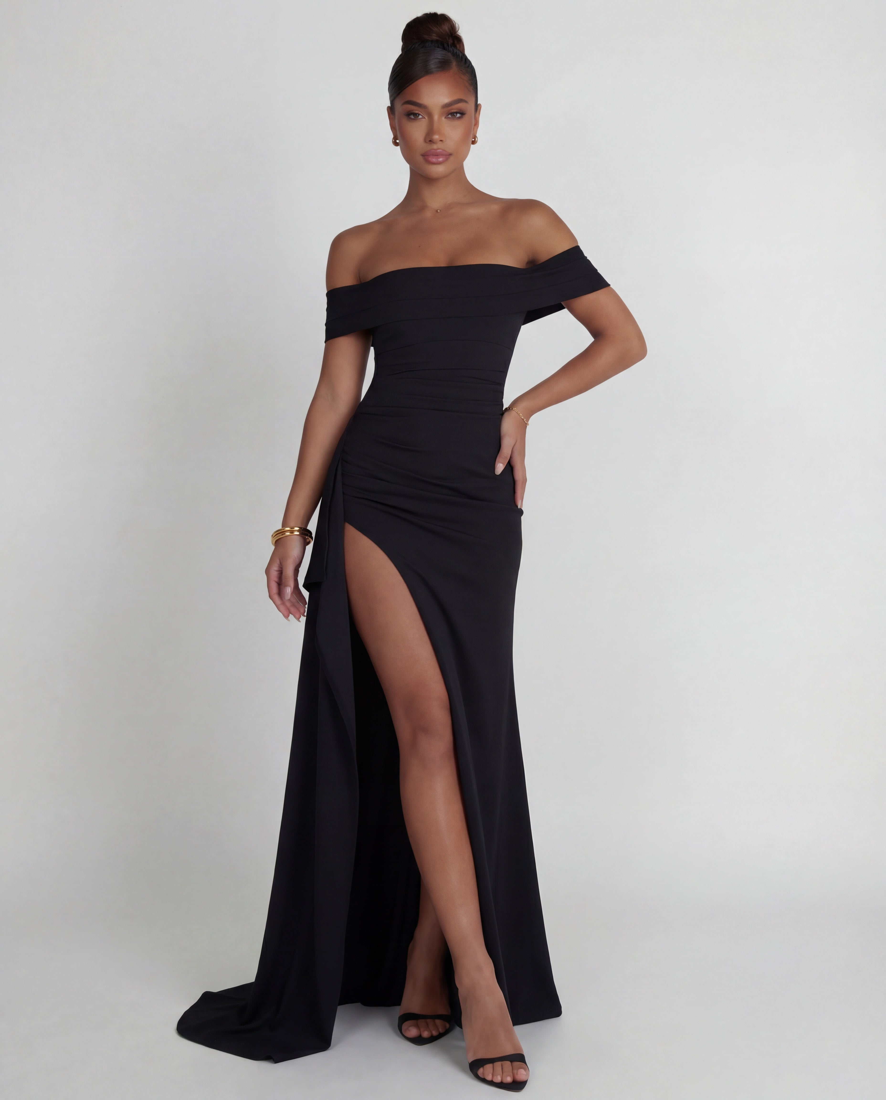 Vestido largo mujer — hombros descubiertos fruncido con abertura | gala y cenas
