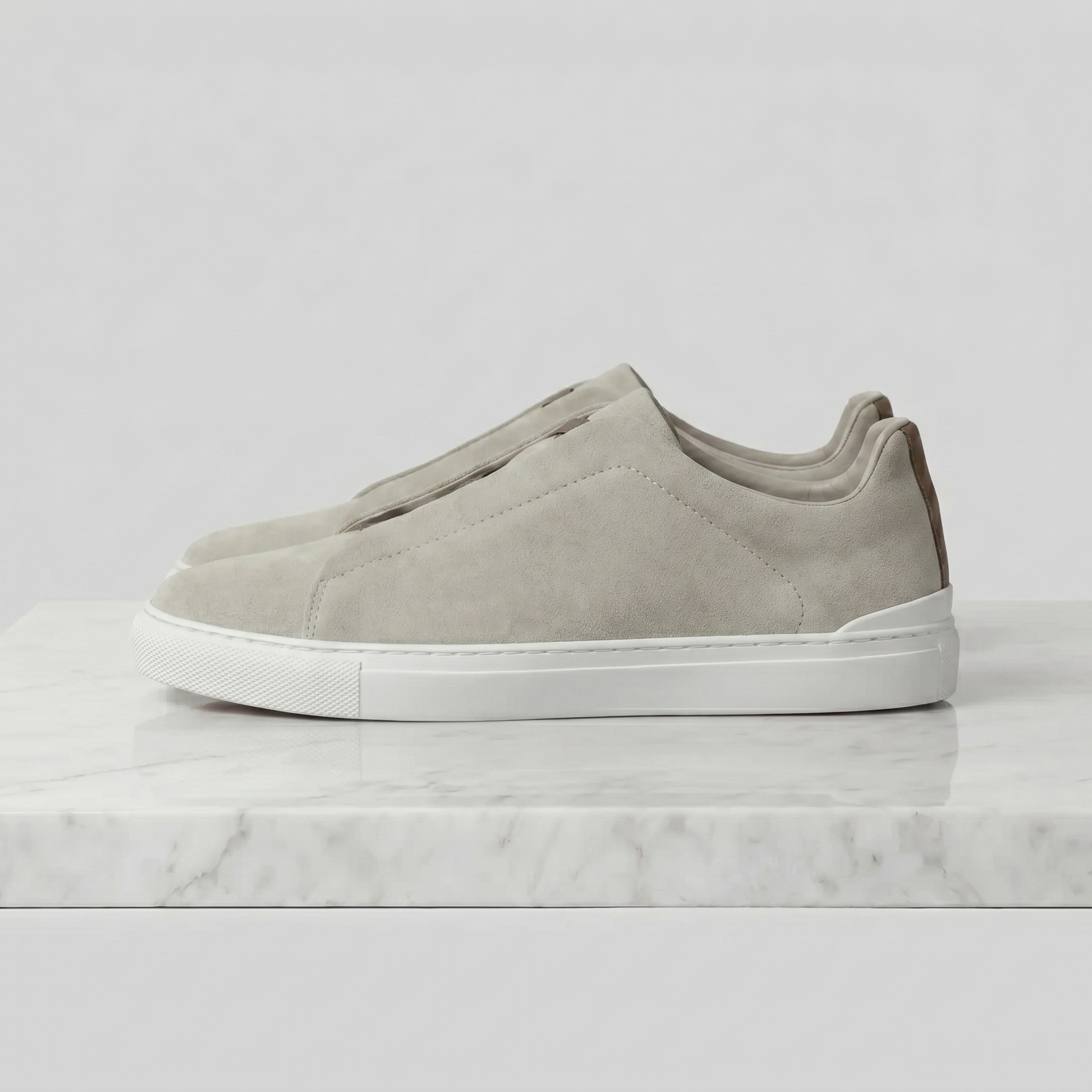 Zapatillas de ante hombre | calzado versátil para diario