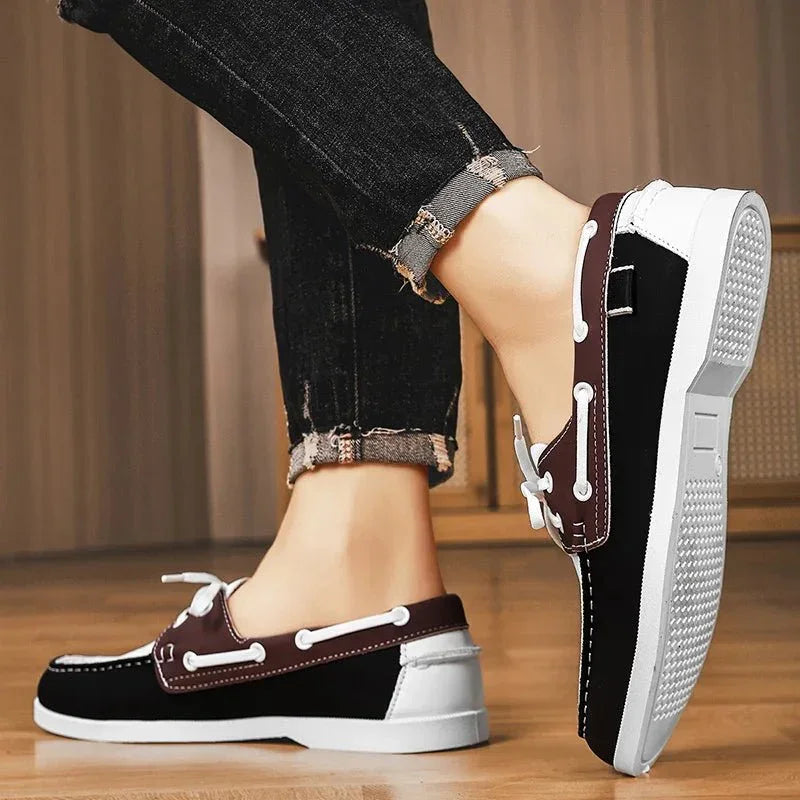 Mocassins de lona para homem estilo slip-on com sola de borracha e biqueira redonda