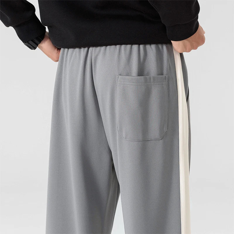 Pantalón de Chándal Relajado con Cordón Ajustable y Bolsillos Laterales Profundos